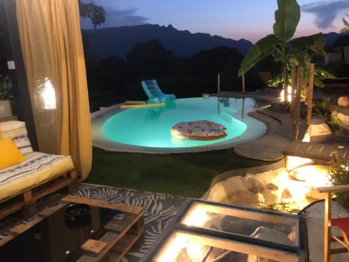 Mouxy A La Marc'Quize Chambres D'Hotes, Petit Dejeuner Compris, Avec Piscine A Debordement En Exterieur, Bain Nordique A 38 Degres En Prestation Supplement Sur Reservation Horaire Anticipee 1 Place De Parking Gratuite Sur Place المظهر الخارجي الصورة