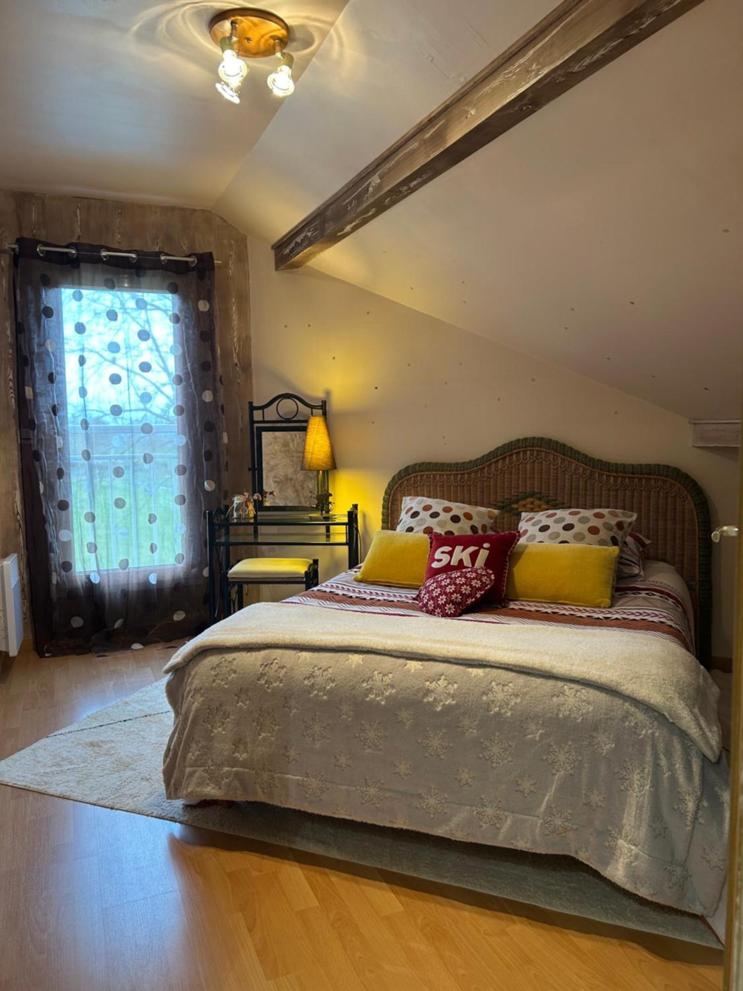 Mouxy A La Marc'Quize Chambres D'Hotes, Petit Dejeuner Compris, Avec Piscine A Debordement En Exterieur, Bain Nordique A 38 Degres En Prestation Supplement Sur Reservation Horaire Anticipee 1 Place De Parking Gratuite Sur Place المظهر الخارجي الصورة